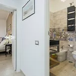 Apartment Time *
